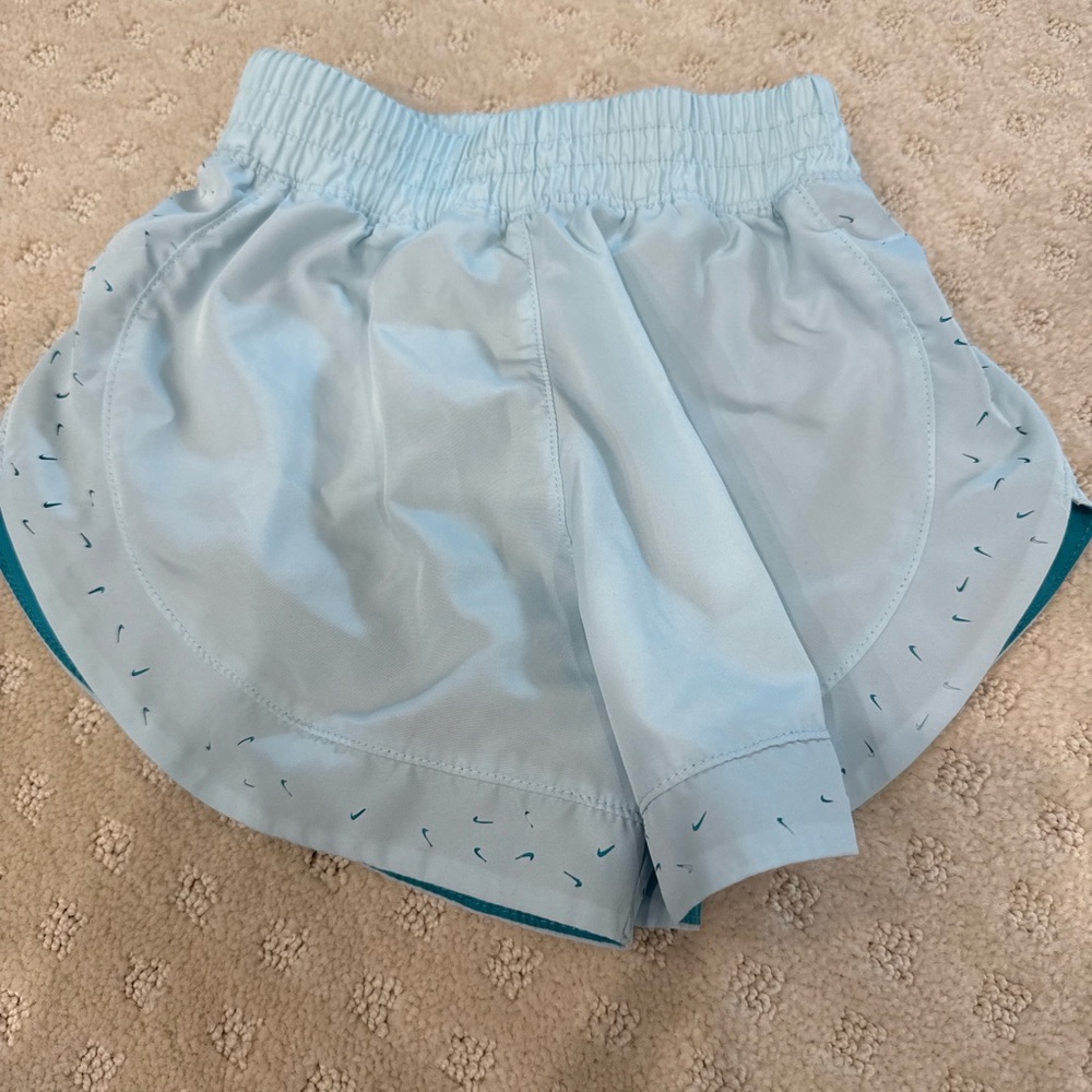 Nike Dri-FIT Girls 4-5Y Light Blue Athletic Running Shorts